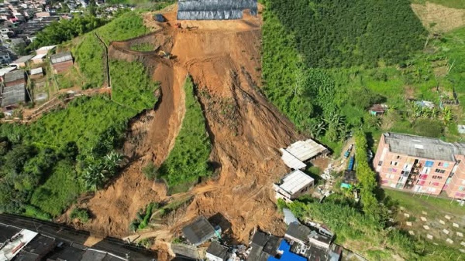 Se sigue desprendiendo la ladera en el barrio Funvascar de Chinchiná