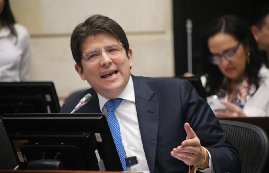 El senador del Centro Democrático Miguel Uribe Turbay cumple un mes hospitalizado después del atentado del que fue víctima. 