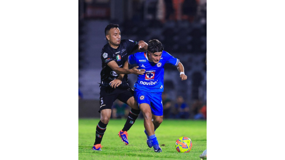 El partido entre Cruz Azul y Once Caldas se disputó en el estadio Luis Pirata Fuente, de Veracruz.