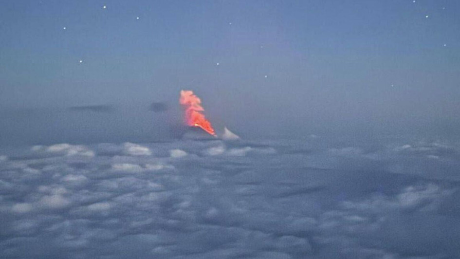 El Kliuchevskói, el volcán activo más alto de Eurasia