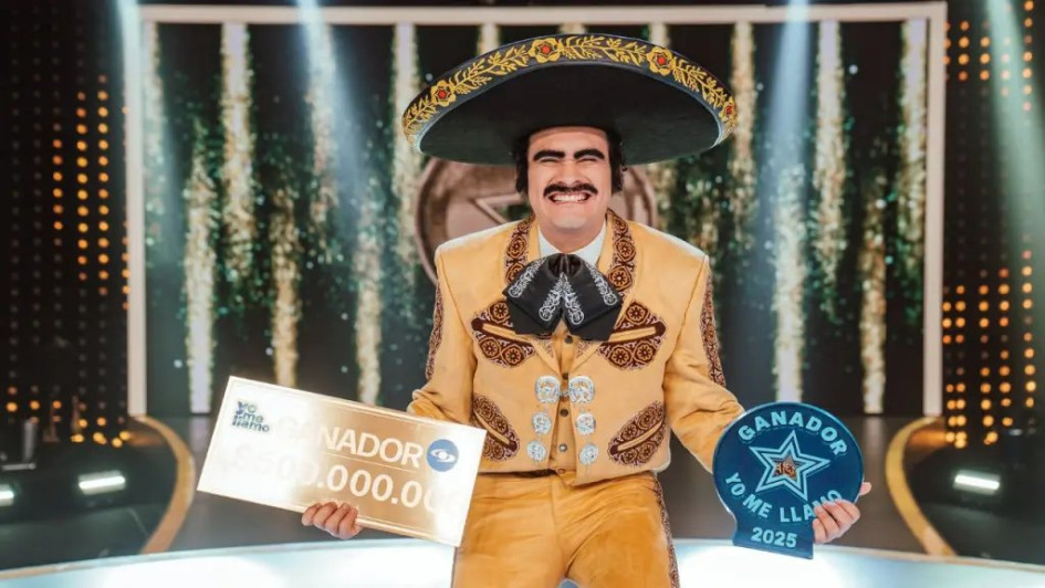 Víctor Serna, ganador de Yo me llamo 2025, con su imitación de Vicente Fernández.