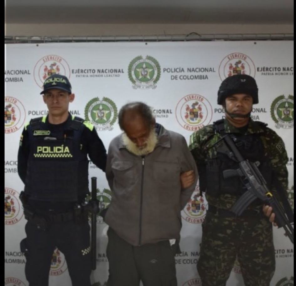 El habitante de calle, de nombre William, de 70 años,fue detenido.