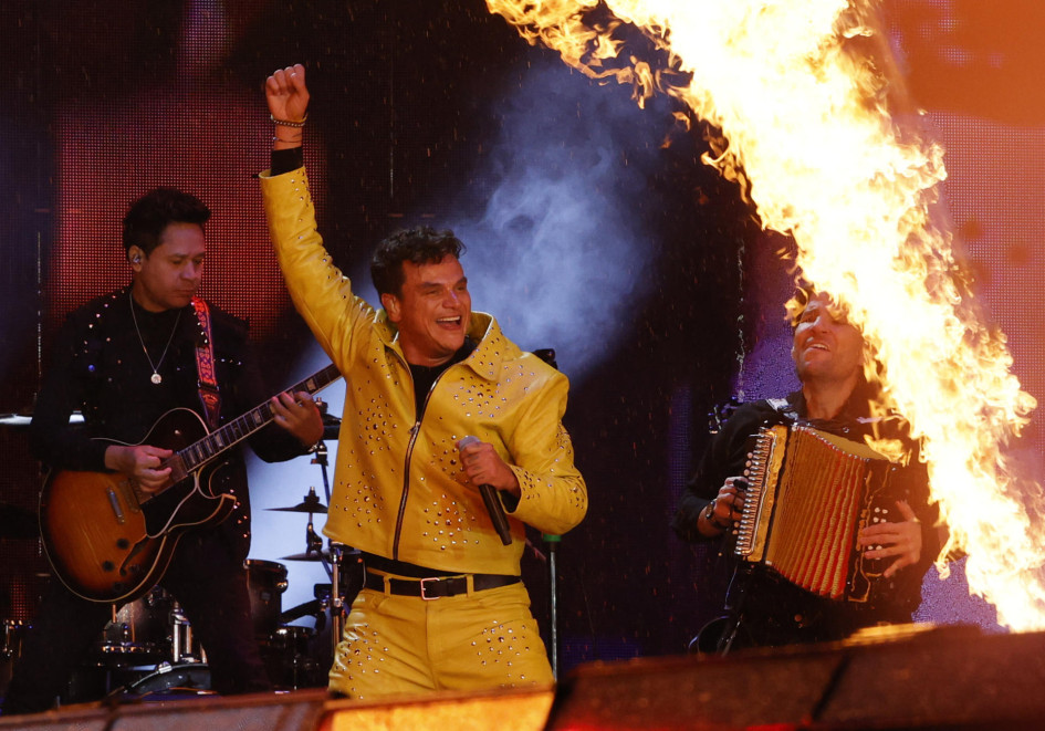 El cantante colombiano Silvestre Dangond se presenta como parte de su gira 'El último baile tour' este viernes, en Bogotá (Colombia).