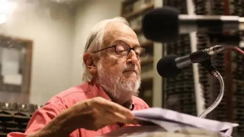 Daniel Divinsky, editor argentino creador del sello De La Flor. 