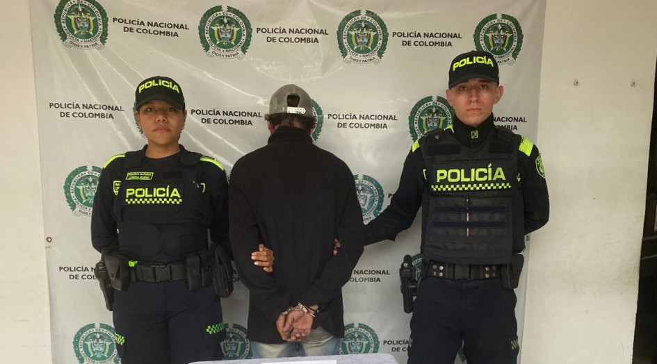 El sujeto detenido.
