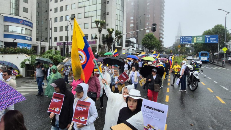 La marcha va camino hacia la Plaza de Bolívar. 