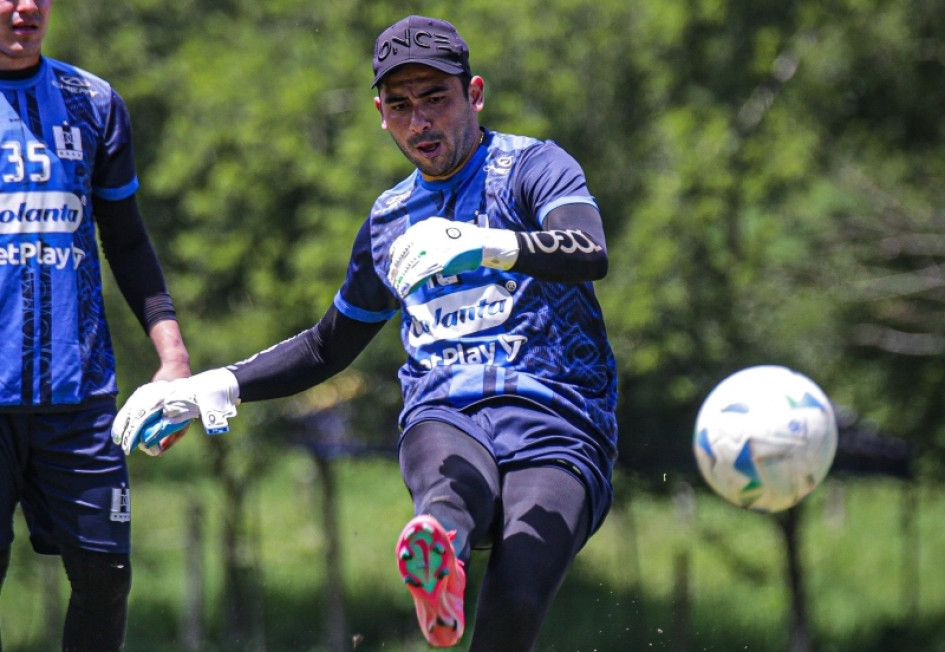 Once Caldas, Huracán de Argentina, Copa Sudamericana