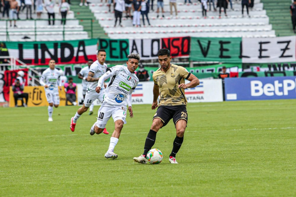 Once Caldas empató 1-1 frente a Águilas Doras en el estadio Palogrande. 