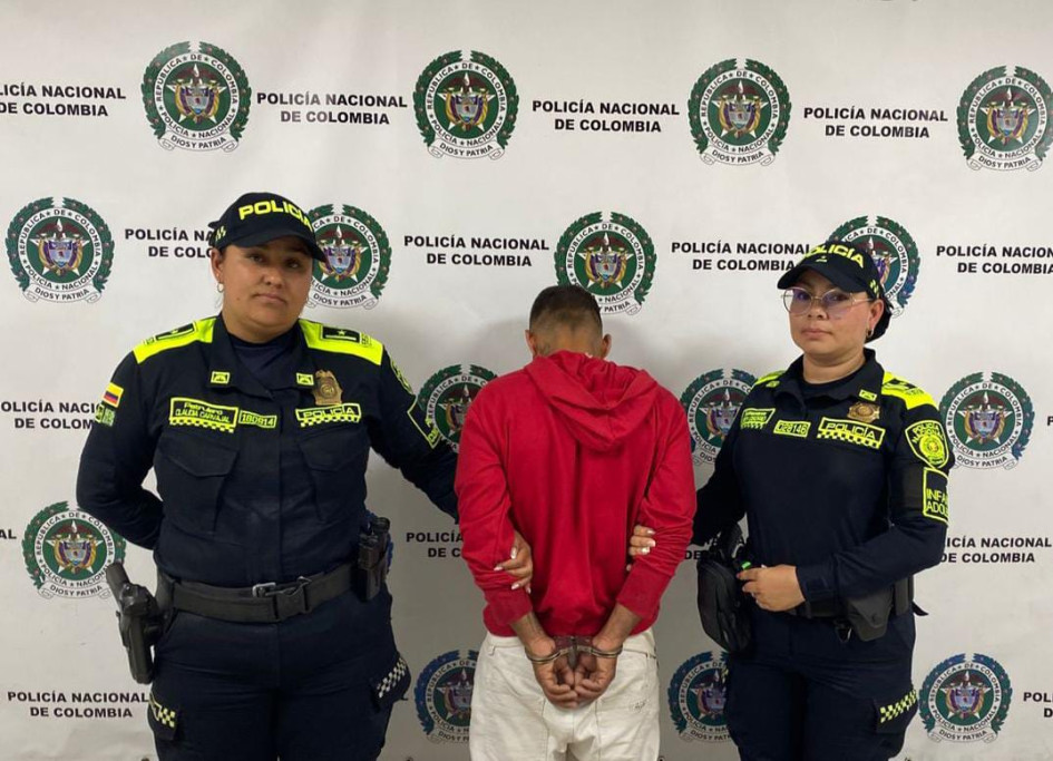 En Manzanares capturaron a un sujeto buscado por las autoridades de Cundinamarca por hurto y porte ilegal de armas de fuego.