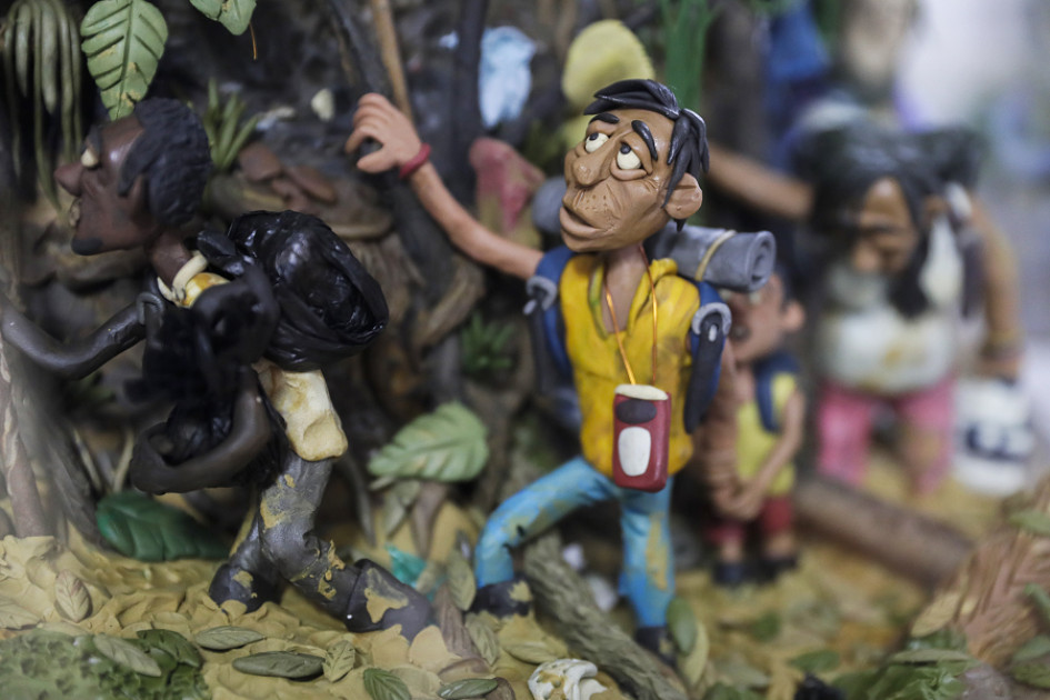 Obra hecha en plastilina del artista plástico colombiano Edgar Álvarez, en Bogotá (Colombia).