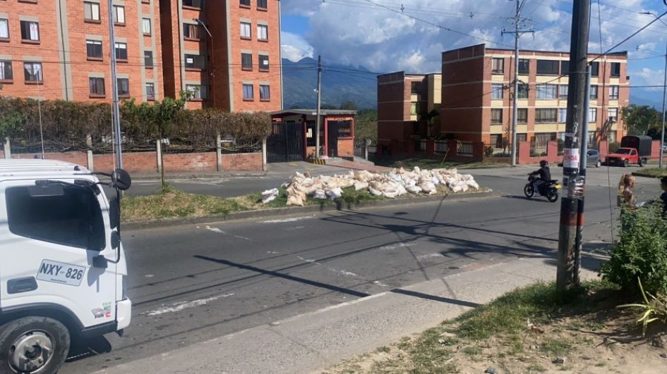 Escombros en el sector de María Cristina en Armenia (Quindío).