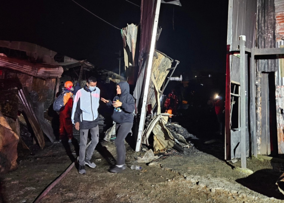 Los locales afectados por el incendio en Pereira son: dos ebanisterías, una chatarrería, un establecimiento de alquiler de herramientas y una bodega de madera