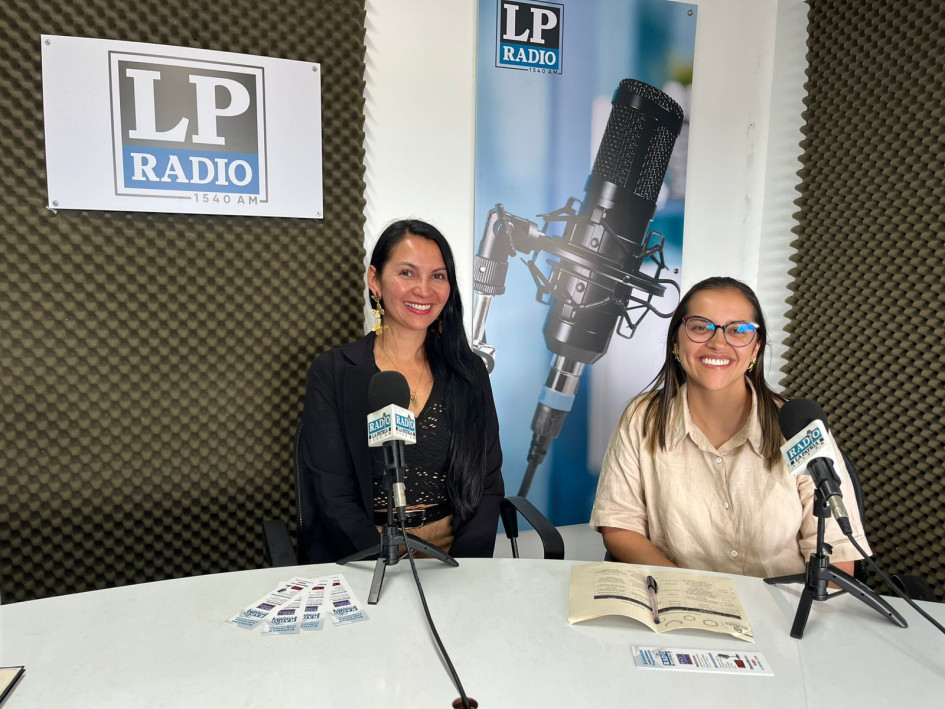 Jenny Andrea Rodríguez García y María Angélica Idárraga Botero, integrantes del IX Encuentro para la permanencia estudiantil.