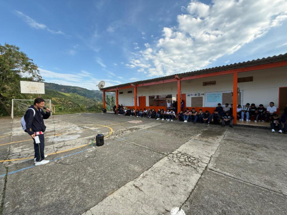 Foto I Cortesía para LA PATRIA  Al colegio rural Francisco José de Caldas, en el municipio de Risaralda en nel occidente caldense, se sumó otro en paro ante las dificultades en el transporte escolar.