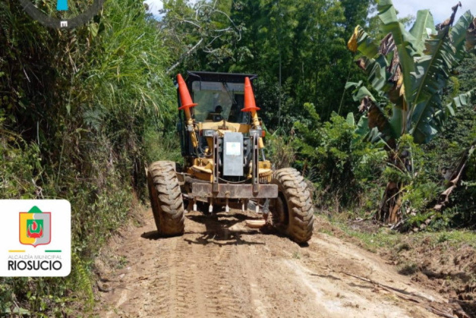 En Caldas continúa la reparación de vías. Ahora sí les meterán mano a parques y zonas verdes. Llamativa caminata de noche a un cerro emblemático, ojo con el dengue. Lea más noticias de municipios.
