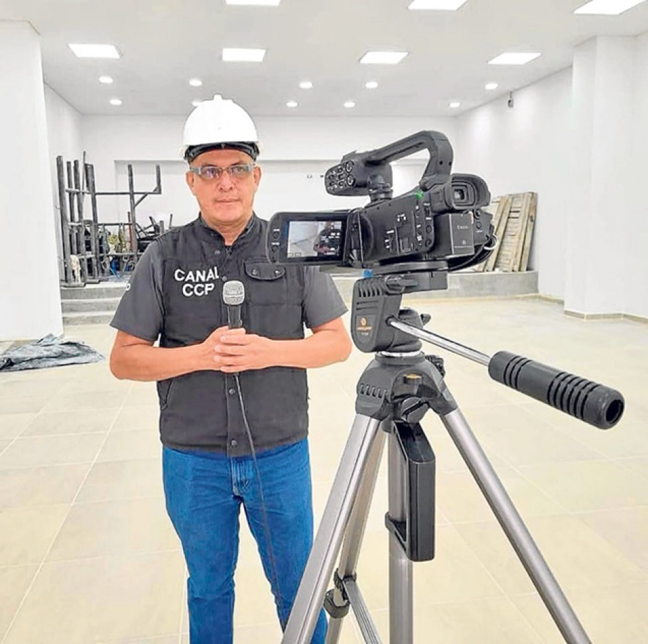 Germán Grisales, reconocido periodista de Anserma, se recupera tras ser operado en Manizales.