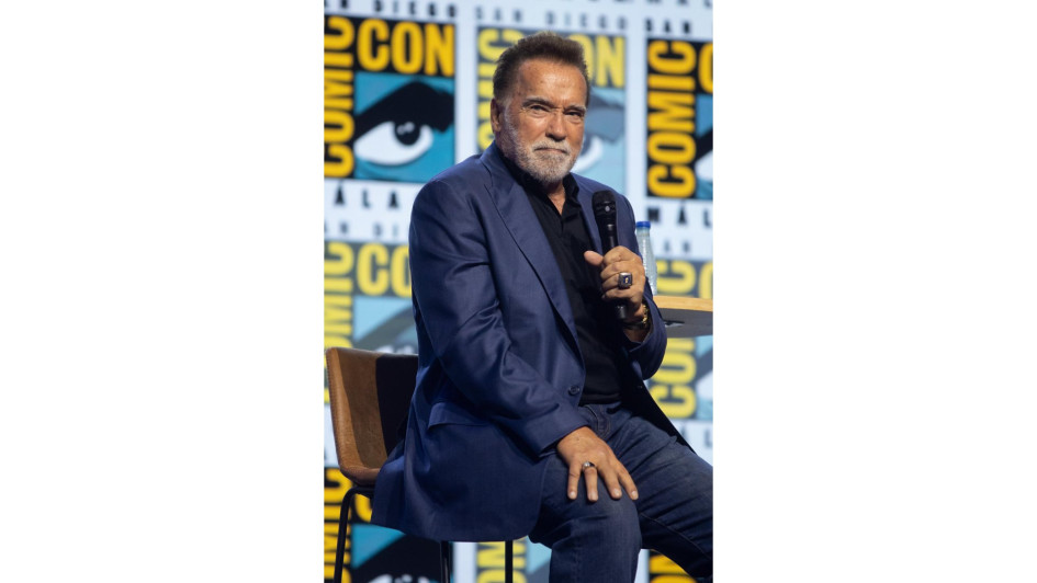 La leyenda del cine de acción Arnold Schwarzenegger, que dio sus primeros pasos en el cine como Conan. 