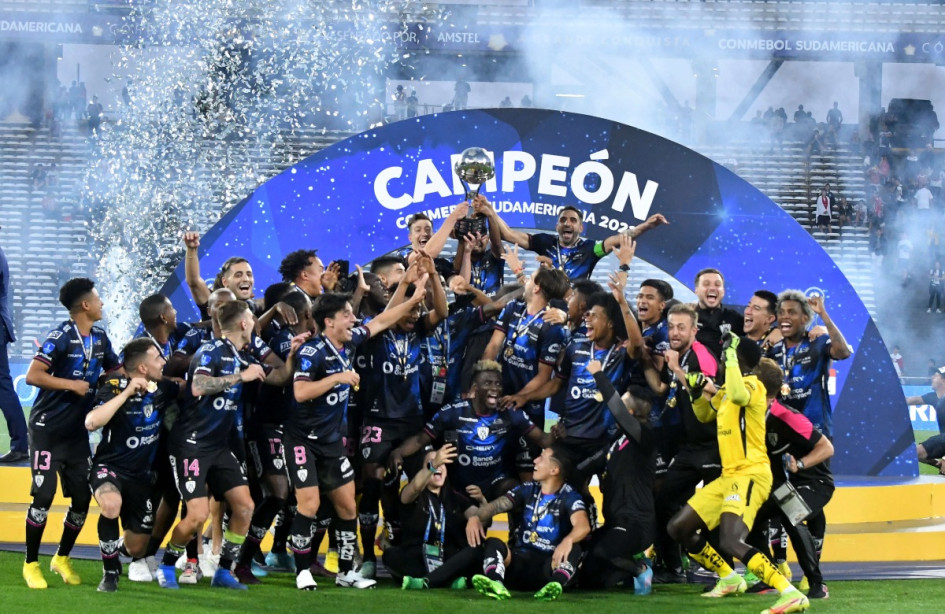 Independiente del Valle, bicampeón de la Copa Sudamericana, ha perdido en las cuatro ocasiones en las que ha jugado en Colombia. En su quinta visita se enfrentará al Once Caldas en Manizales.
