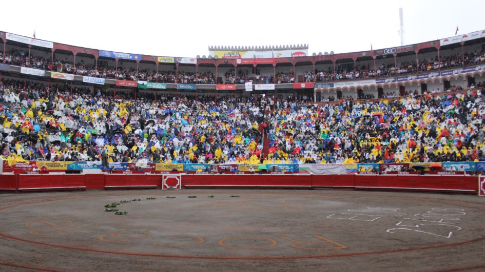 Abogado constitucionalista explica por qué la decisión de la Corte de prohibir definitivamente las corridas de toros en Colombia es equivocada. "A Manizales le mutilan parte de su identidad cultural, de sus ingresos económicos, del ethos ciudadano que hacía que fuera la única plaza de Colombia que se llenara", dice.