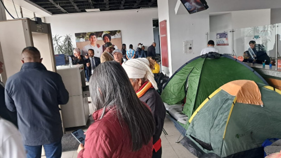 Fotos I Cortesía para LA PATRIA  Trabajadores de la educación sigue con la que llaman toma pacífica de Bogotá, que incluye el cierre de la sede del Ministerio de Educación y plan tortuga en la atención en colegios públicos del país, incluidos de Caldas. .