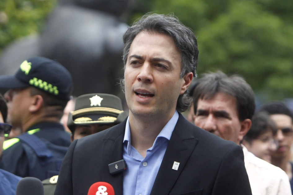 Quintero, precandidato presidencial del Pacto Histórico, y doce personas más fueron llamadas a juicio por varios delitos de corrupción.