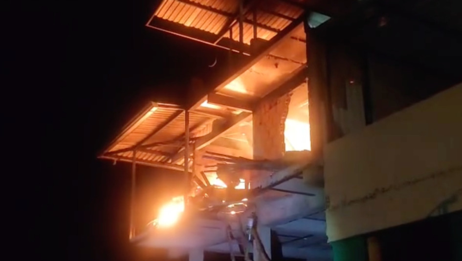 En la madrugada de este martes (16 de septiembre), hacia las 2:08 a. m., los bomberos de Pereira atendieron una emergencia en el barrio Villa Fabiola. 