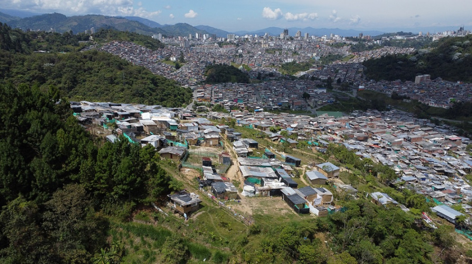 La periferia podría convertirse en un motivo de conflicto entre los más y los menos favorecidos. Las invasiones, pese a estar en zonas de riesgo, son la alternativa para muchos.