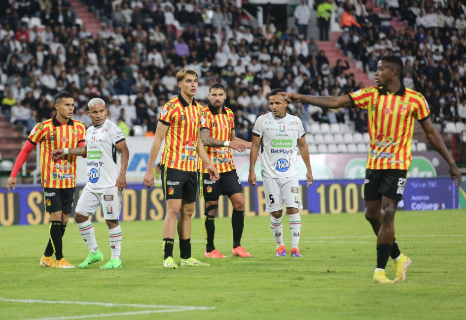 Once Caldas y Deportivo Pereira se enfrentaron el viernes (5 de septiembre) en el estadio Palogrande. Ganó el Blanco 1-0. Ese día hubo algunos altercados en la tribuna sur y en las afueras del escenario.
