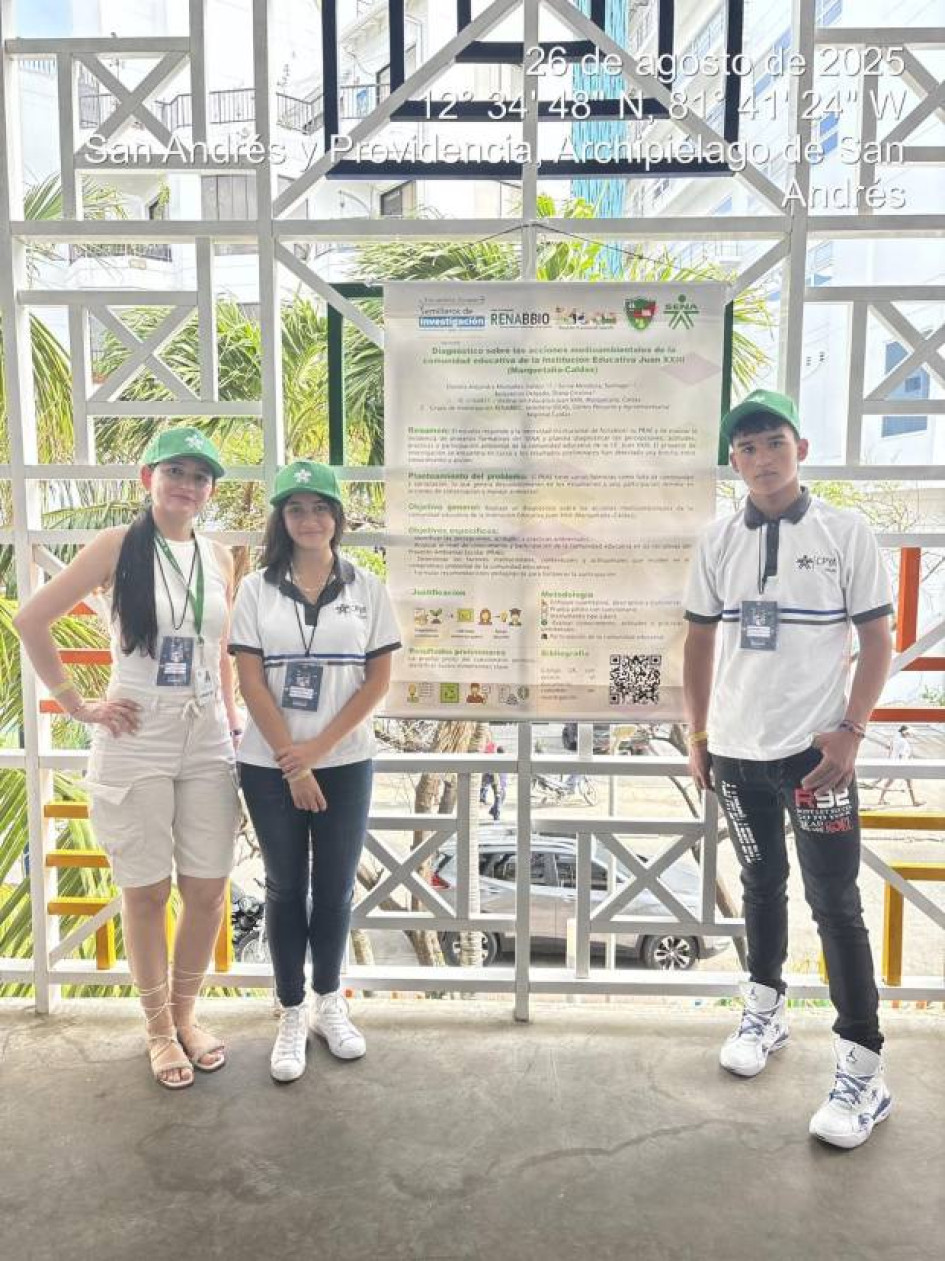 Foto I Cortesía Sena I LA PATRIA  En San Andrés se llevó a cabo el Encuentro de Semilleros de Investigación. Por Caldas estuvieron aprendices del oriente. La la instructora Diana Cristina Ballesteros Delgado y los aprendices Daniela Montañez y Santiago Serna.