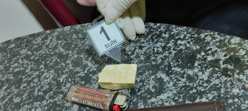 A los capturados los investigaban desde hacía dos meses y les incautaron estupefacientes en un allanamiento.