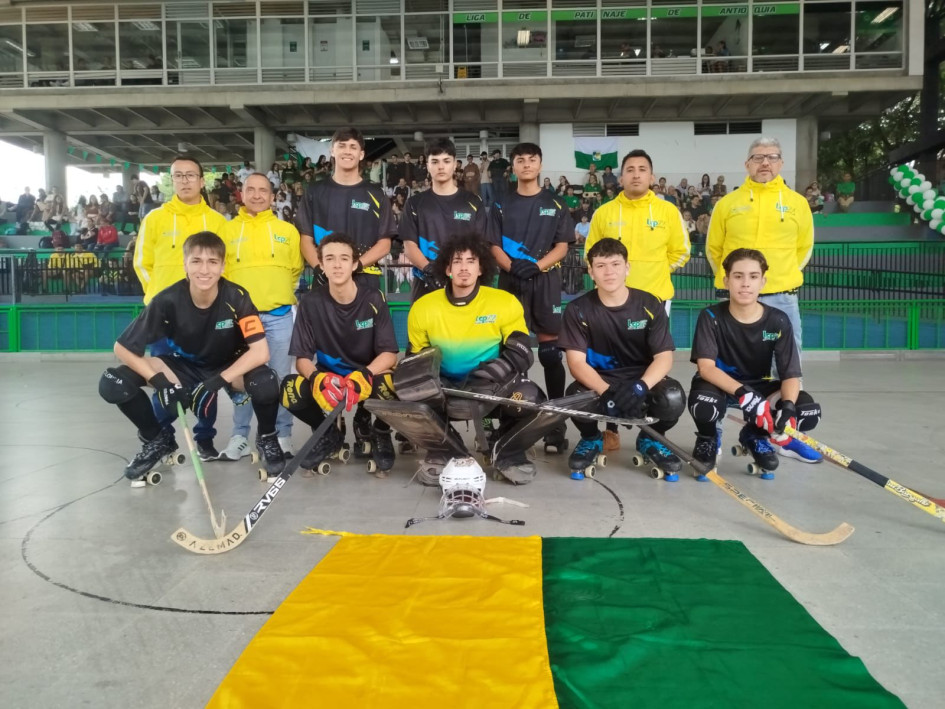 La selección Caldas sub-19 que venció a Antioquia 3-2 en la final. 