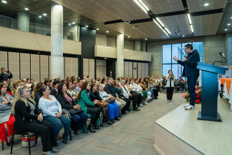 La certificación se realizó en la Universidad Autónoma de Manizales. 