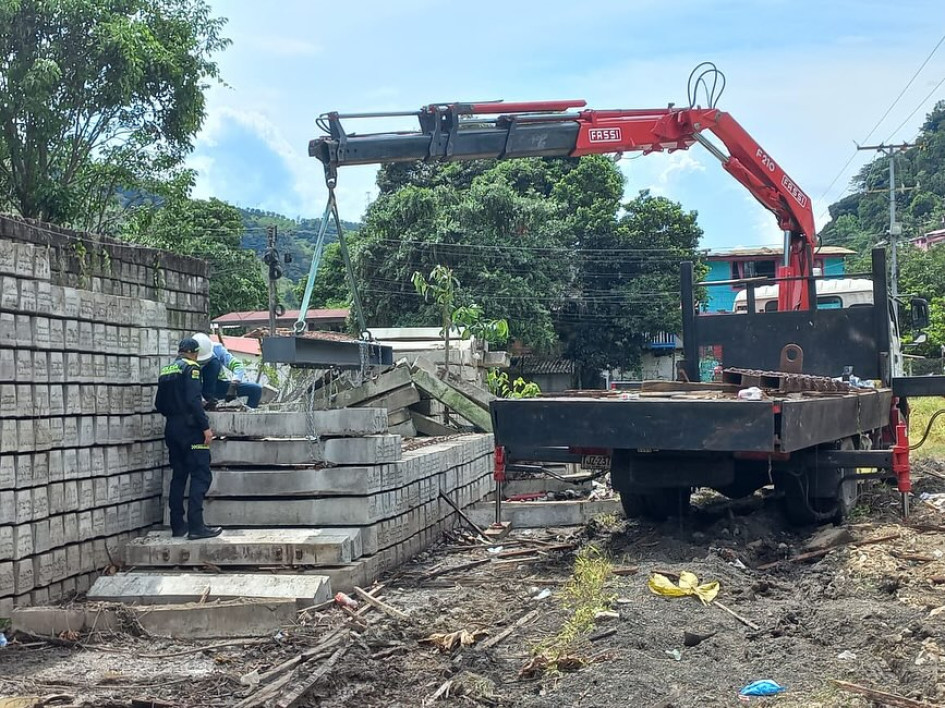 Material férreo ocupó por 20 años la cancha lo que hizo que la comunidad se quedara sin un escenario deportivo. 