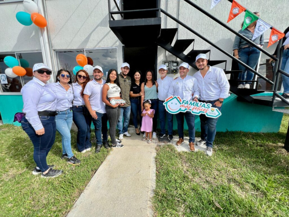 56 personas resultaron beneficiadas, entre ellas adultos mayores, niños y víctimas del conflicto.