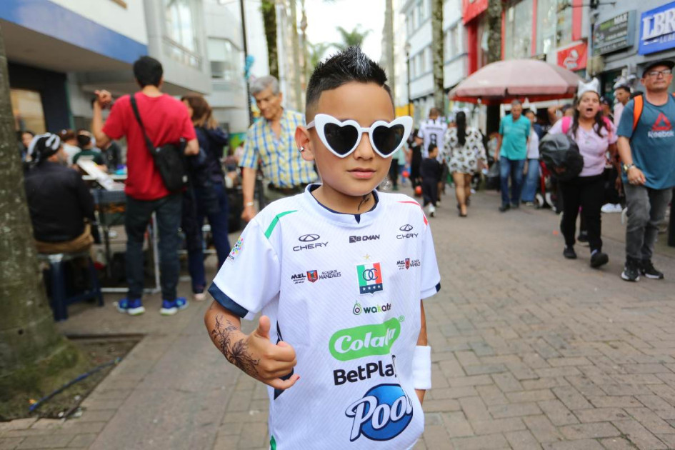 Emiliano Osorio Quiceno se disfrazó del ídolo de los hinchas del Once Caldas Dayro Moreno.