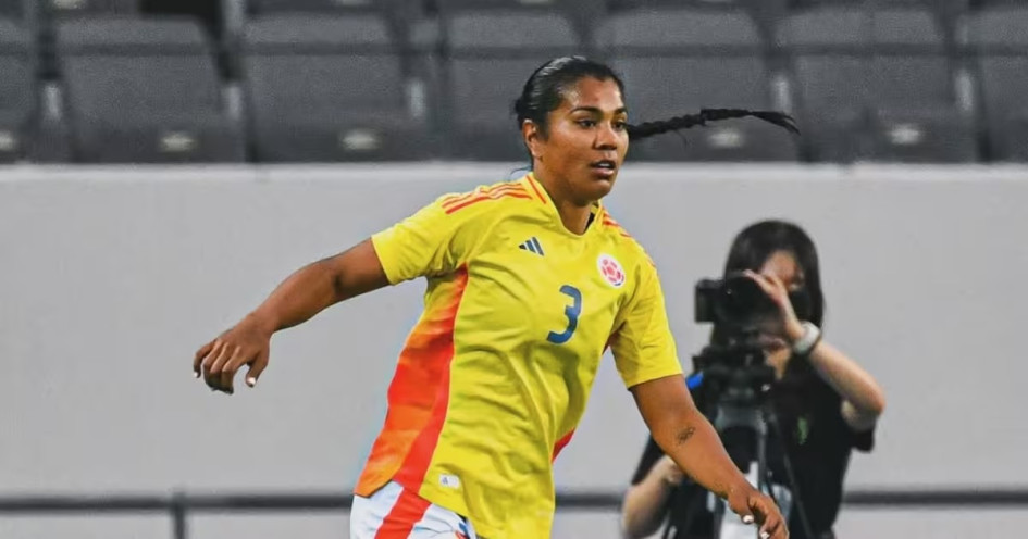 Daniela Arias, defensora de la selección Colombia femenina.