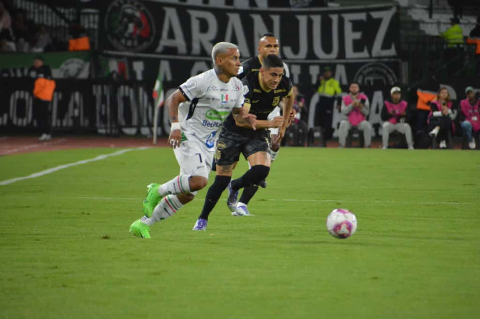 Con un gol de penal de Edwin Cardona, Atlético Nacional venció 0-1 al Once Caldas en Manizales, en la ida de los cuartos de final de la Copa BetPlay Dimayor 2025.