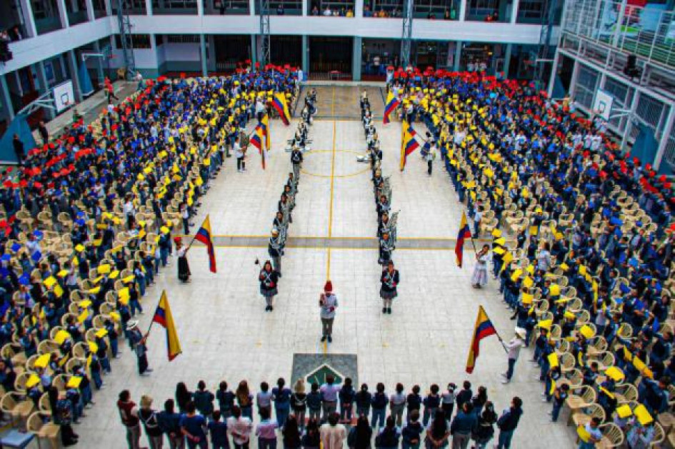 Foto I Archivo I LA PATRIA  El centro de Manizales tendrá esta tarde de viernes, 3 de octubre del 2025, cierre para vehículos. La situación obedece al desfile programado por el colegio Colseñora.