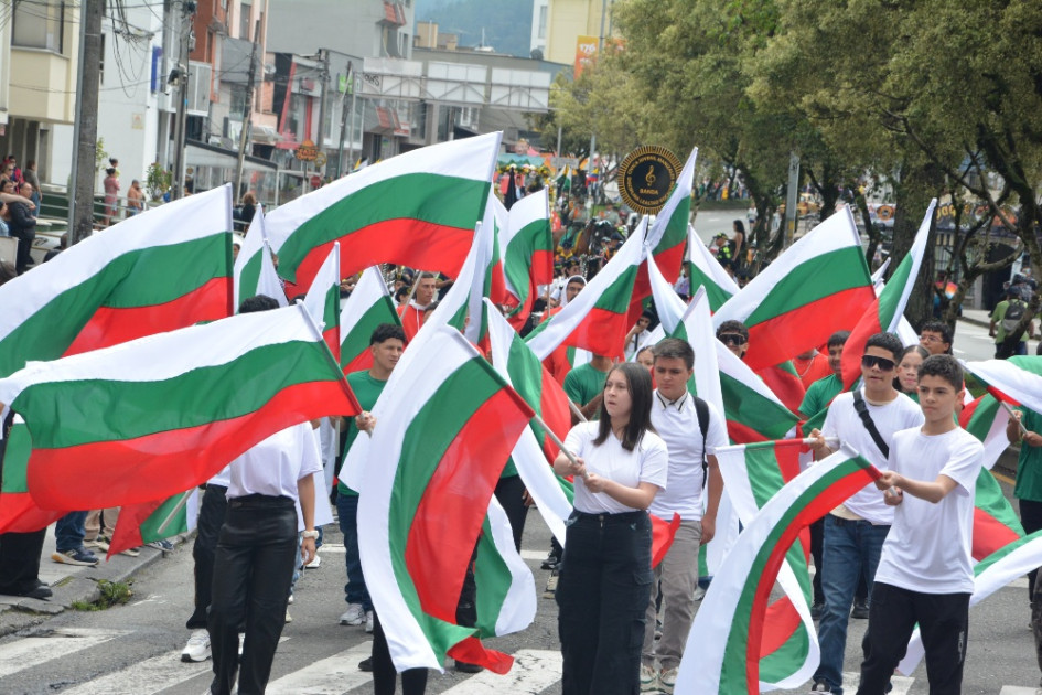 EN VIVO: Desfile del cumpleaños 176 de Manizales, “El mayor desafío de una raza”