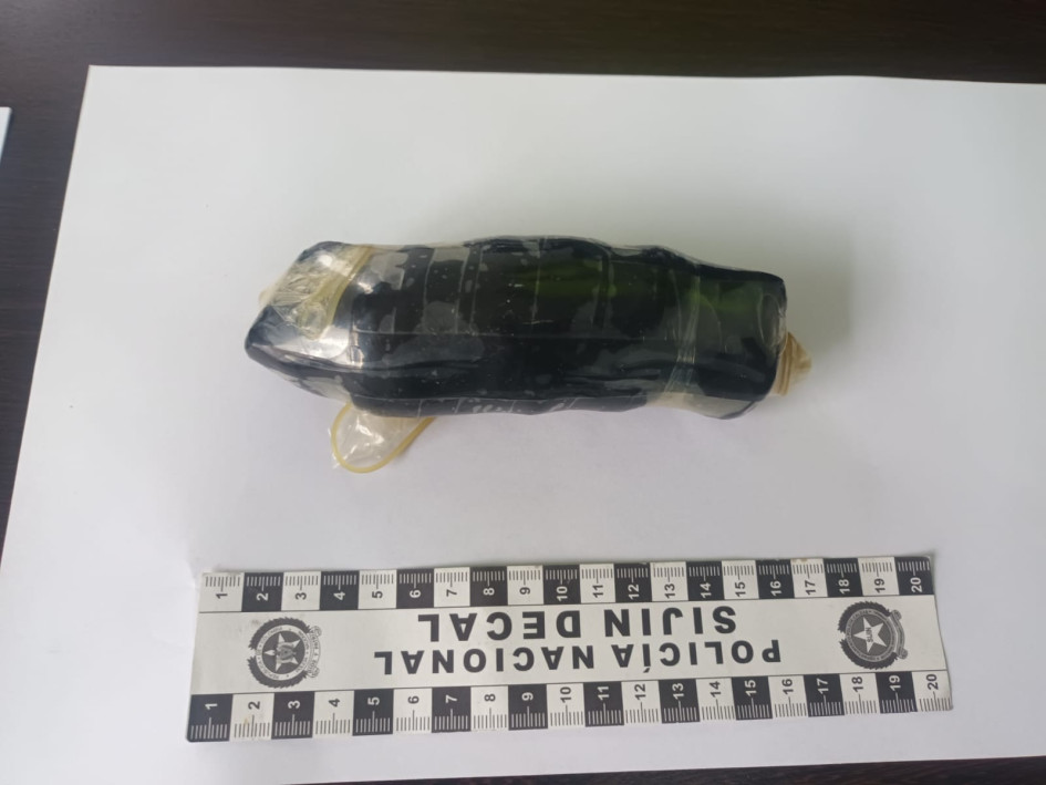 Las capturas se registraron cuando pretendían ingresar droga a la cárcel de Pensilvania.