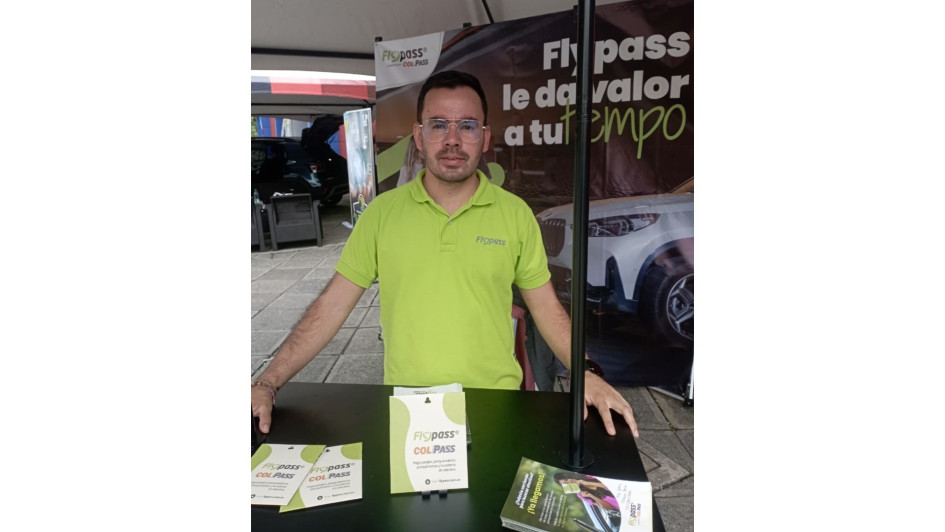 Diego Pava, asesor de ventas de Flypass