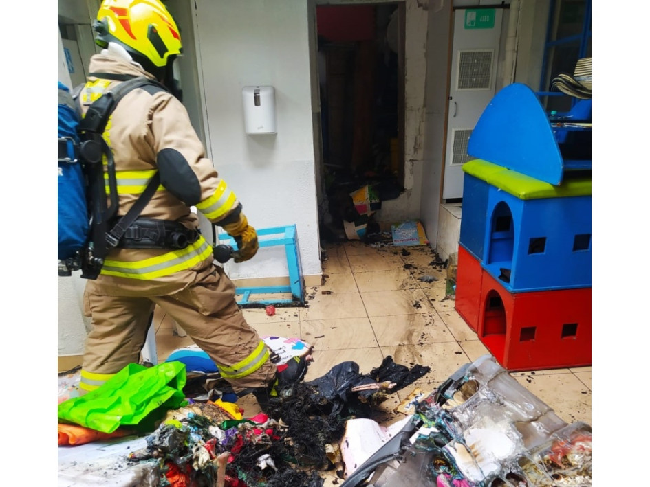 Aunque no hubo lesionados, sí hubo pérdida de enseres y daños a la vivienda.