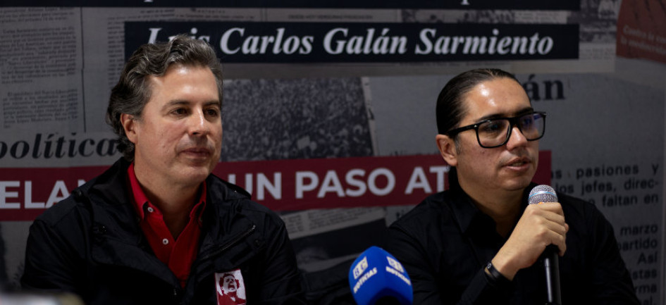 Juan Manuel Galán, precandidato presidencial por el Partido Nuevo Liberalismo, y Juan Sebastián Gómez, representante a la Cámara por Caldas por esa misma colectividad.