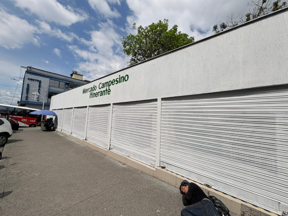 Foto| Luis Trejos|LA PATRIA Bodegas que pasaron a mercado campesino en Manizales.