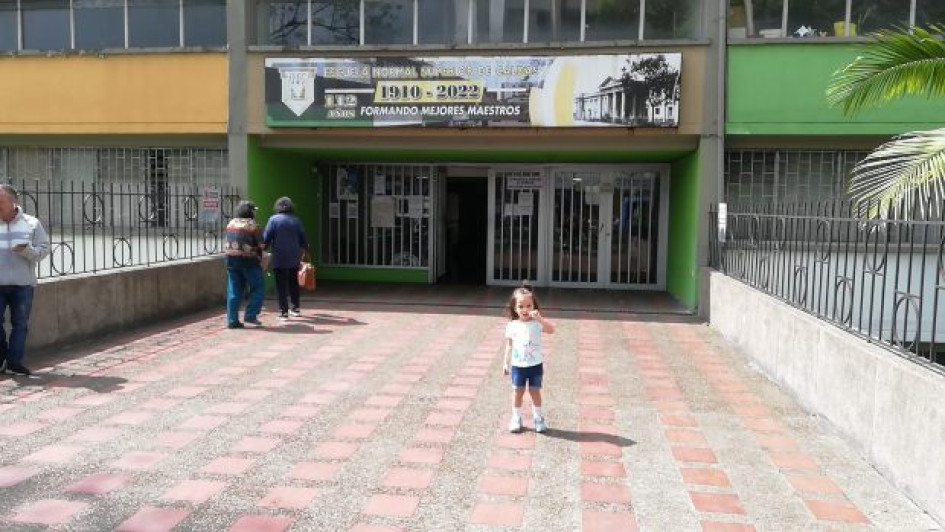 Foto I Archivo I LA PATRIA  Un tramo de la avenida Santander se llenará de color y cultura en la mañana del jueves dos de octubre con las fiestas patronales de un reconocido colegio de Manizales.