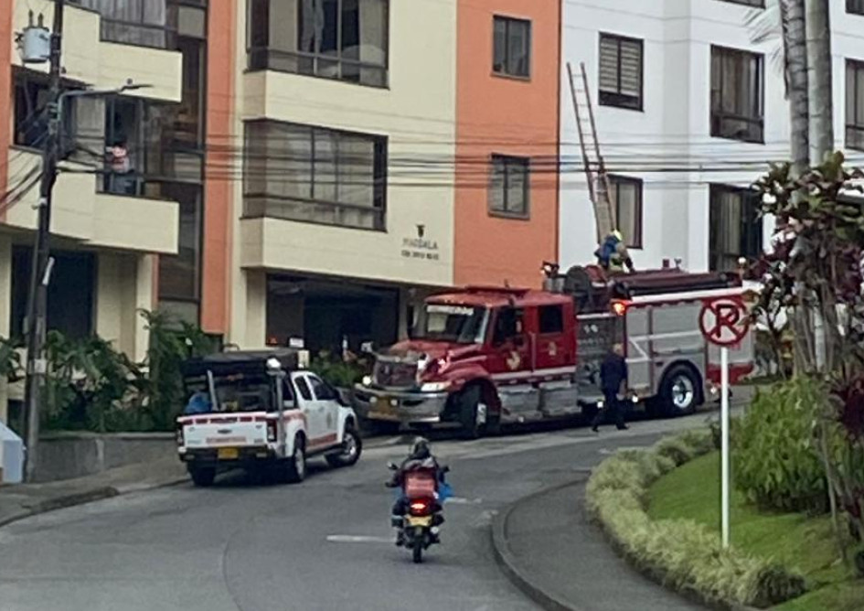 Este es el edificio Magdala, en Palermo, en donde se presentó un conato de incendio este domingo por un descuido de la propietaria de una apartamento.
