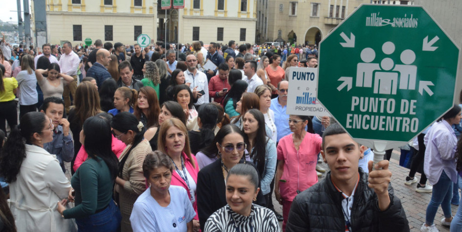 En esta actividad participan empresas públicas y privadas de la ciudad. 