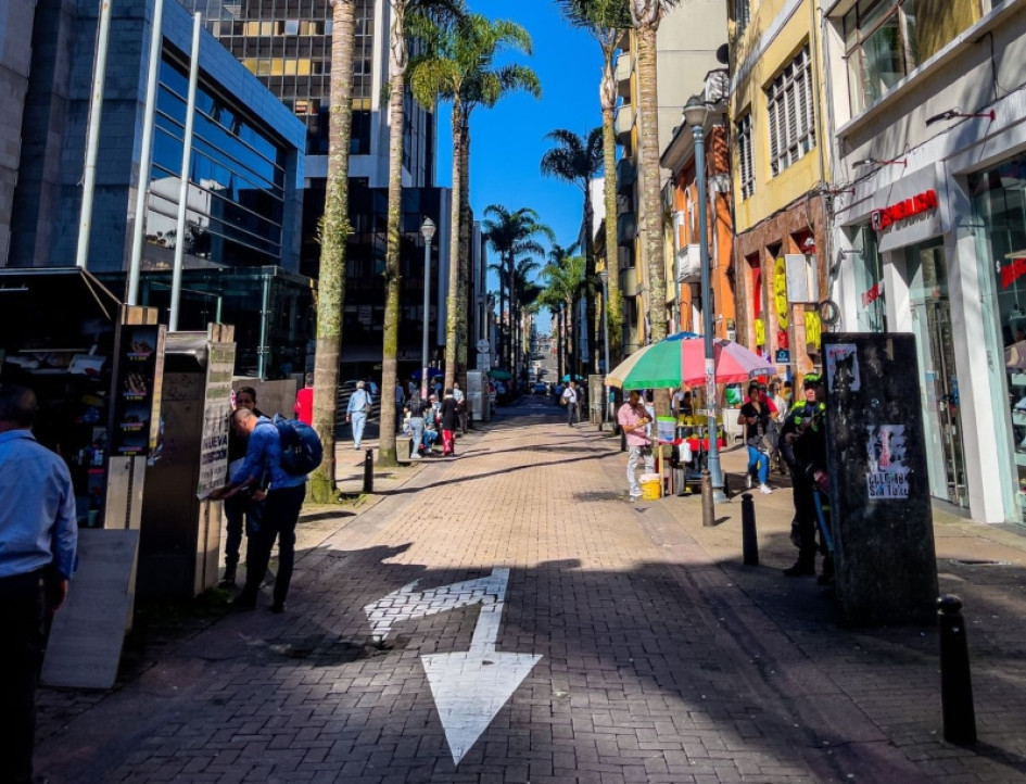 Siete horas de cierre de vías