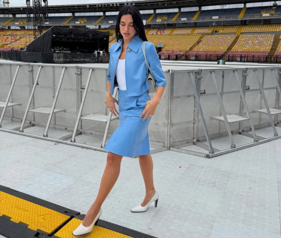 La cantante Dua Lipa se presenta este viernes en el estadio El Campín de Bogotá.