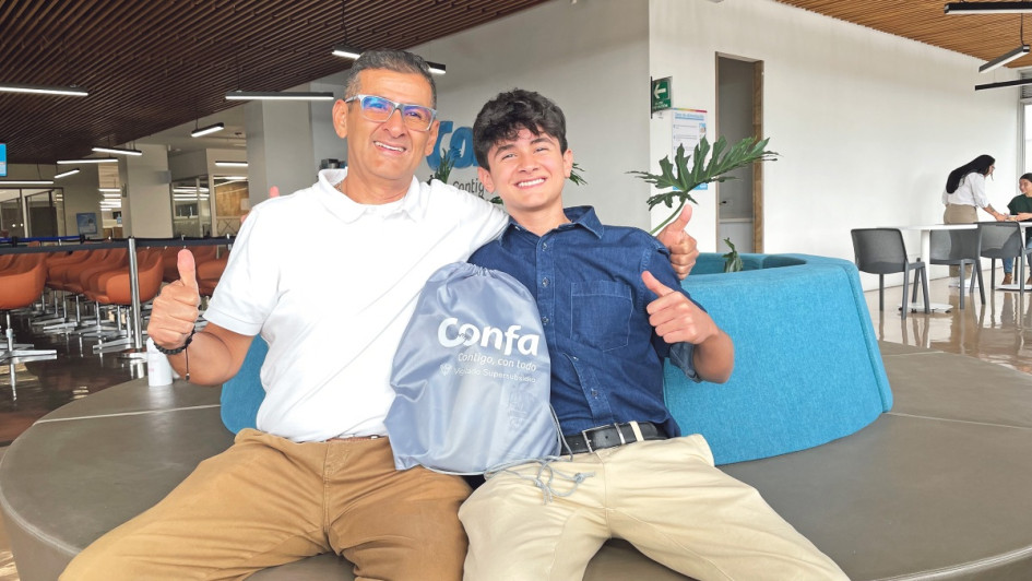 Gerónimo Terán (Estudiante) y Edison Terán (padre).